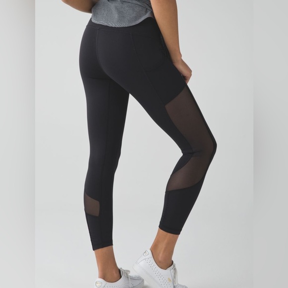 Lululemon High times pant (cool to street) size 6 - Picture 3 of 11